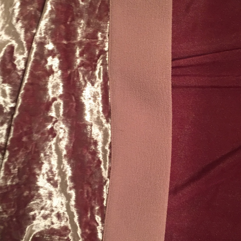 Zara Pink Velvet Shawl - Picture 3 of 3